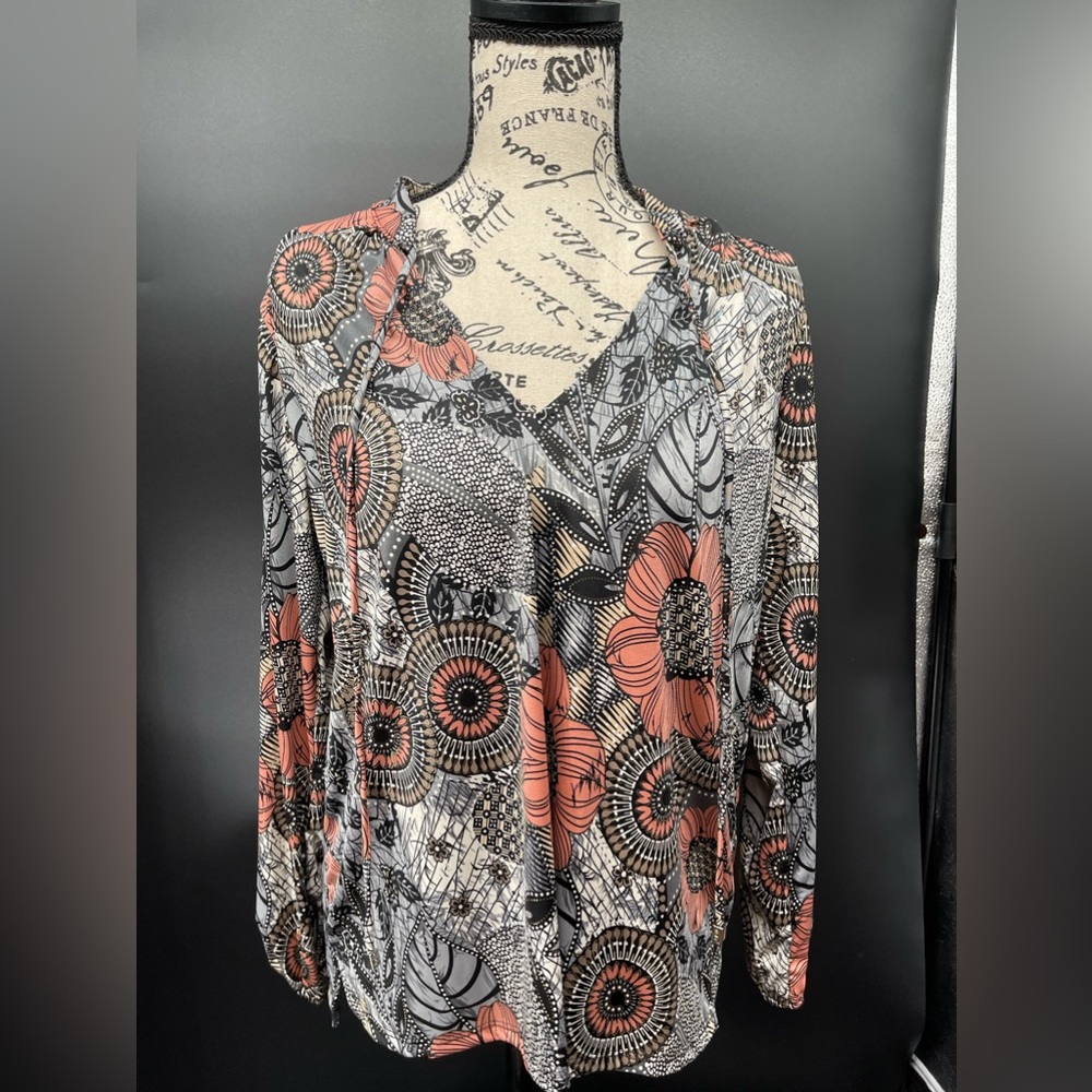 Flower Peasant Top by Arielle